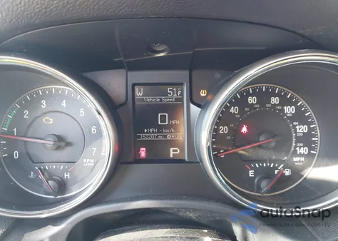 2011 Jeep Grand Cherokee Laredo from USA, damaged, VIN 1J4RR4GG5BC590070